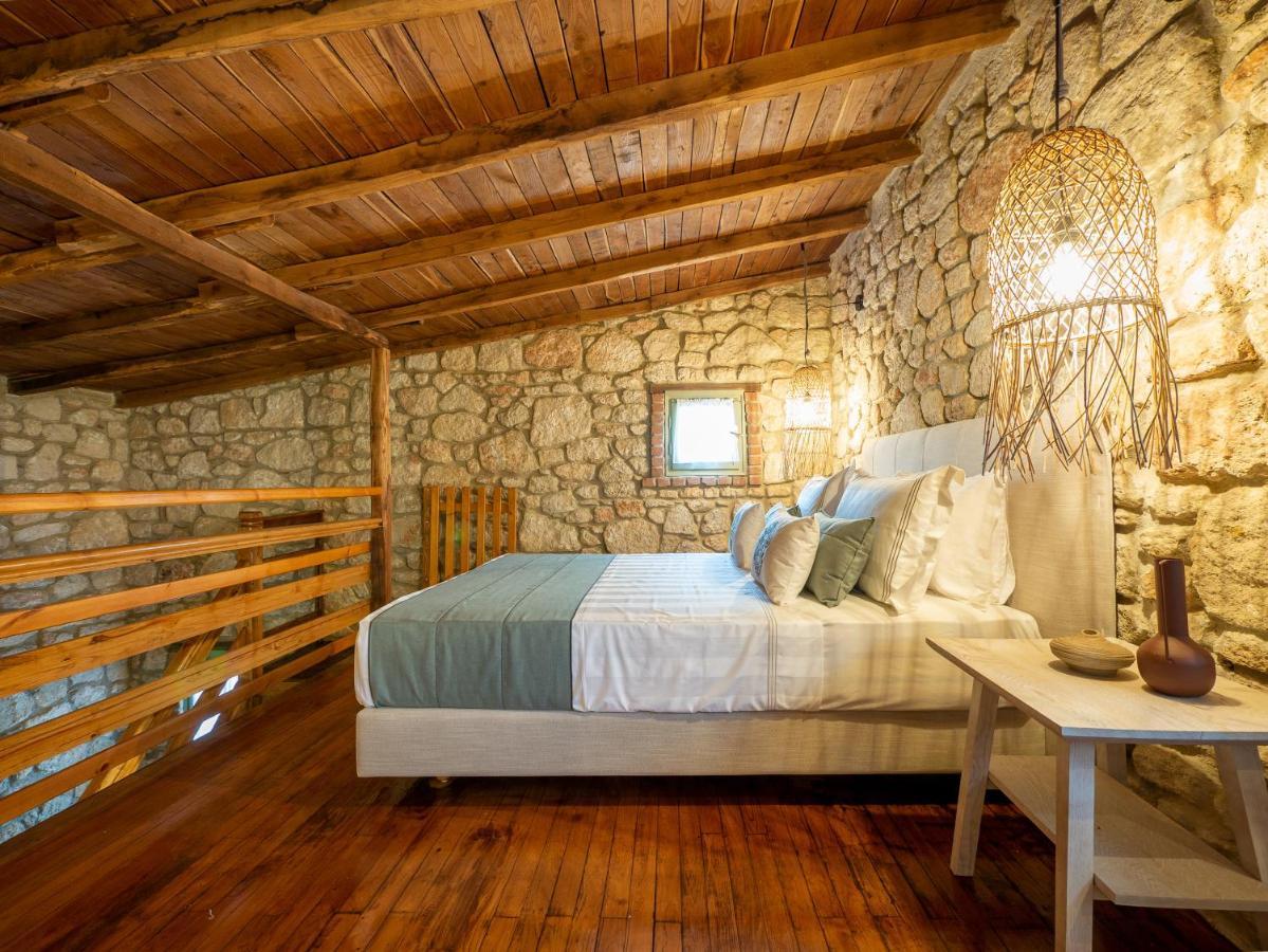 Petrino Eco Village Afytos Exterior photo