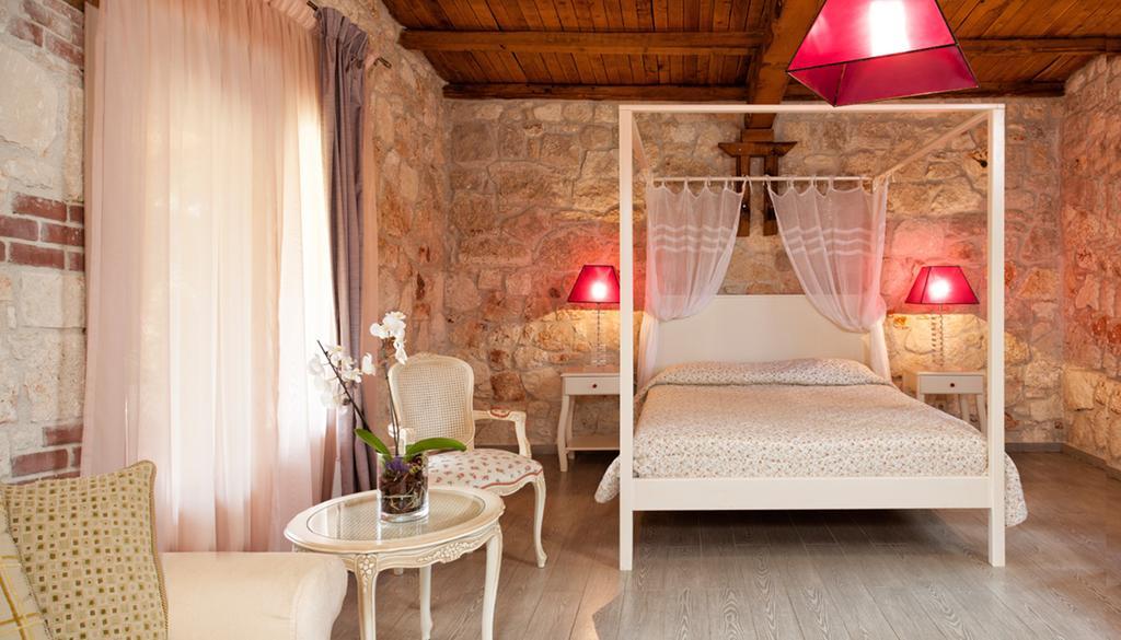 Petrino Eco Village Afytos Exterior photo